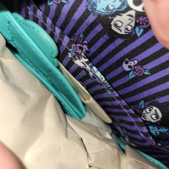 NWT Loungefly Corspe Bride Crossbody - Picture 9 of 9